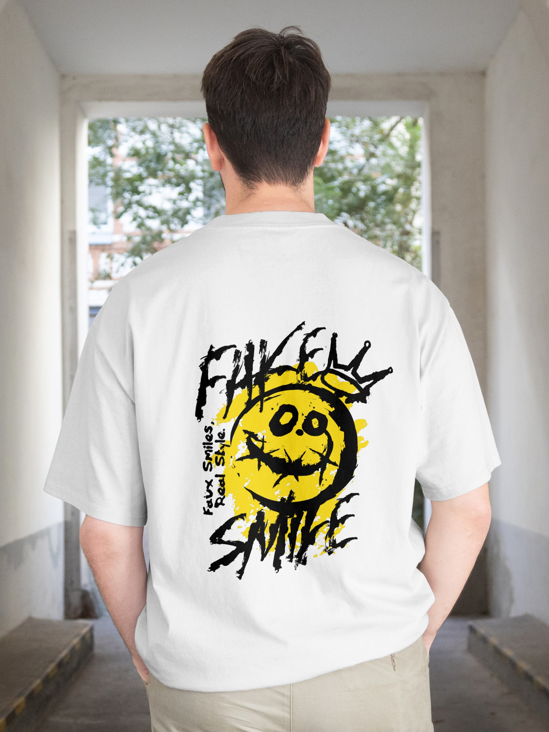 "Faux Smile, Real Style" Graphic T-Shirt | Seoul Streetwear Tee